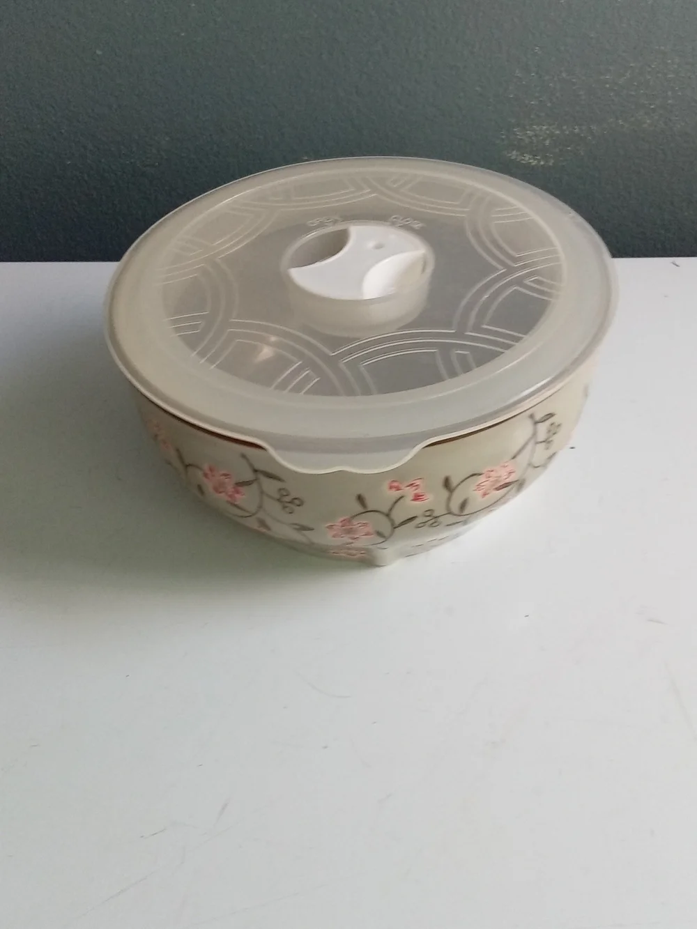 Ceramic Floral Storage Bowl with Vented Lid Pink Cherry Blossom Microwave‎ Safe